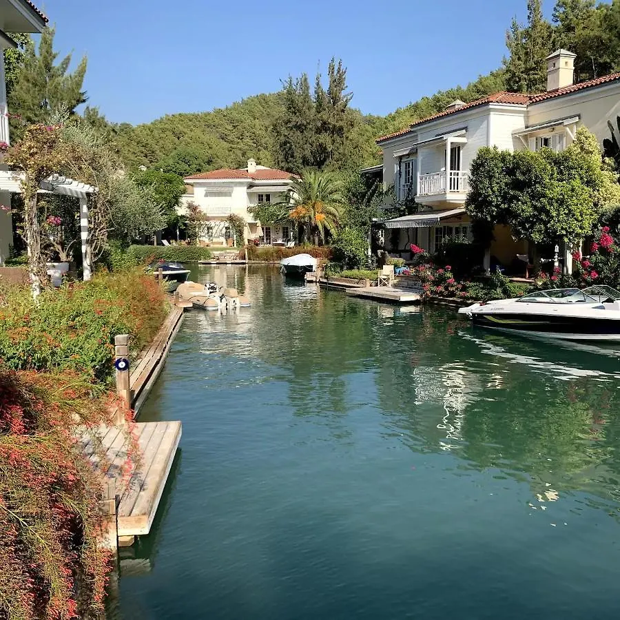 Villa Sea Canal Townhouse Göcek